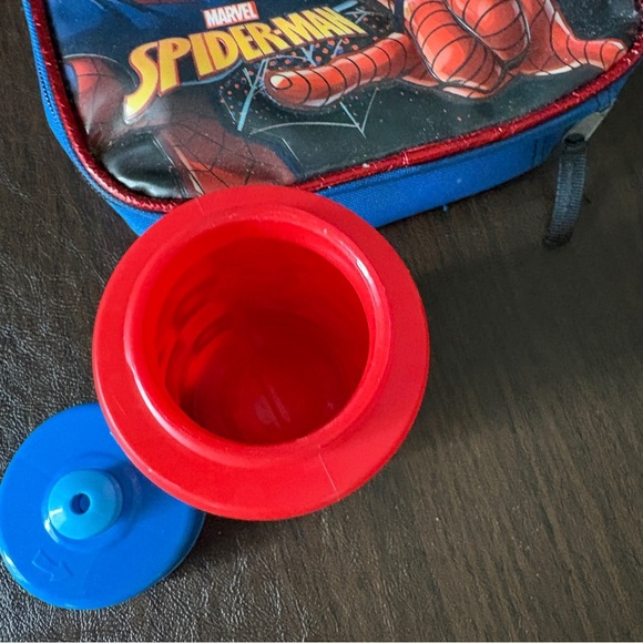 Marvel Spiderman Backpack Lunchbox and Tumbler 3 Pc set - Picture 4 of 15